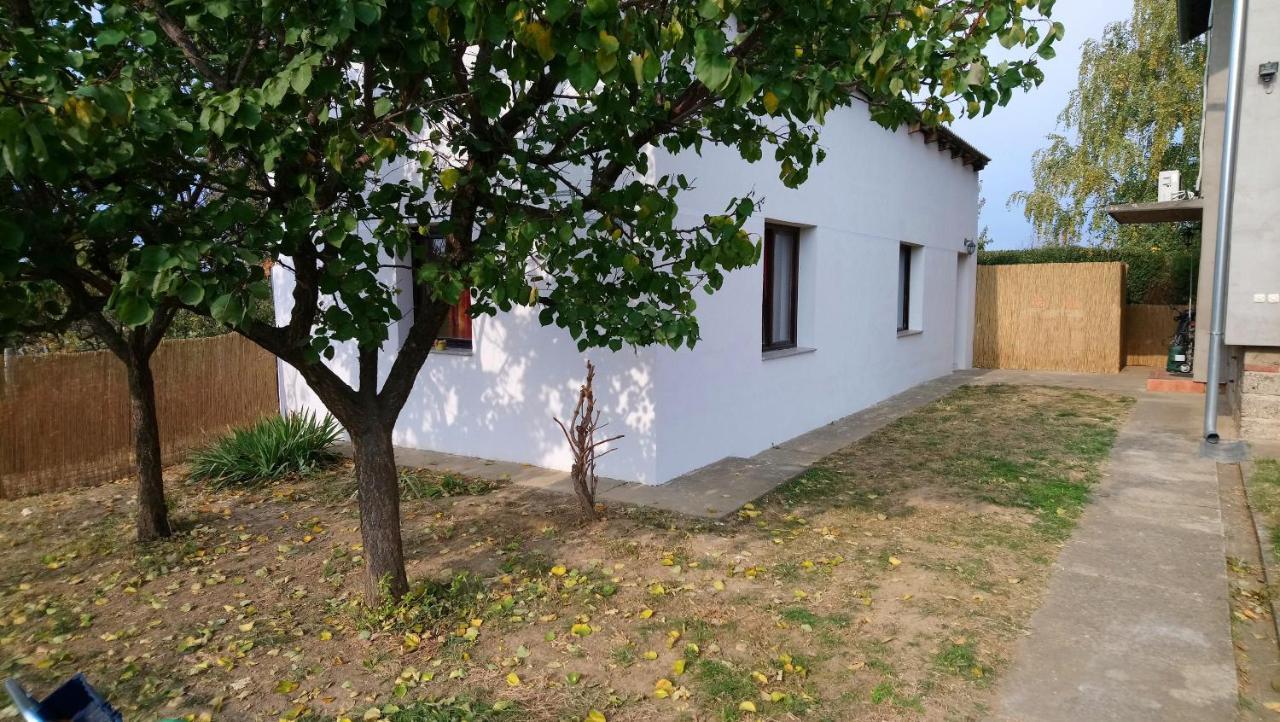 Studio Apartman Kotro Beli Manastir Exterior foto